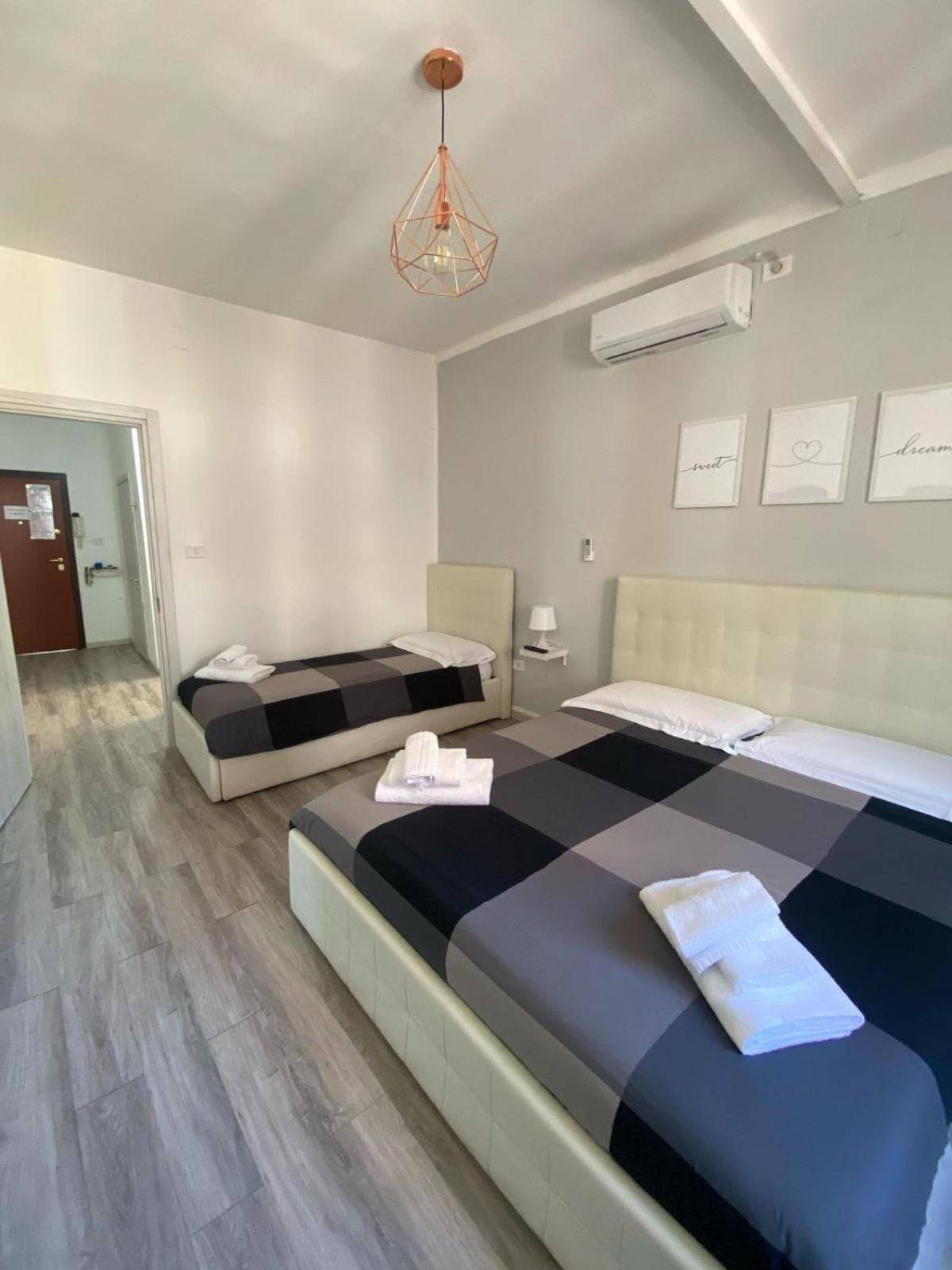 Newhouse 336 Apartment Bari Bagian luar foto